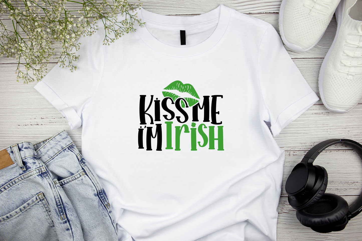 Kiss Me I'm Irish Unisex T-Shirt