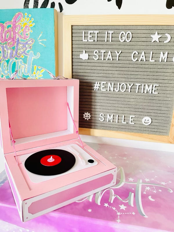 3D Vintage Record Player Favor - Make your next event a memorable one.